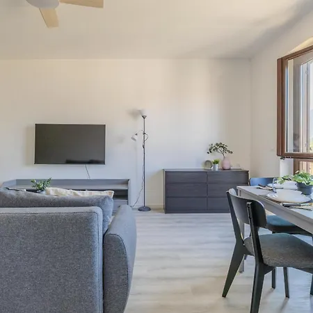 Echoes Of The Apartamento Lierna